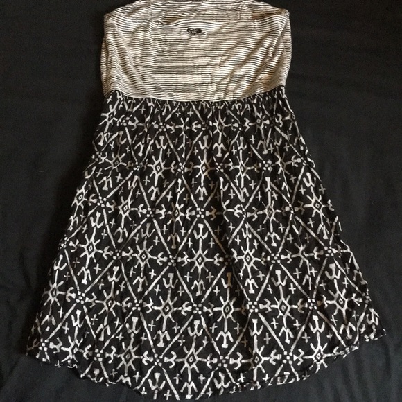 Short cute dress - Picture 2 of 2